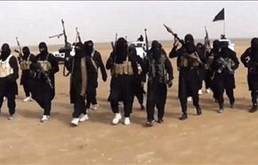 داعش ترتكب مجزرة في ريف دير الزور وأنباء عن احتجاز العشرات