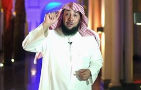 بالفيديو؛ داعية سعودي يفجر الغضب: 