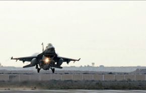 بالفيديو والصور؛ تحطم طائرة اف-16 مصرية ومقتل طاقمها