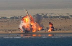 قوات ايرانية بحرية خاصة تنفذ عملیات هجوم بحر- بر