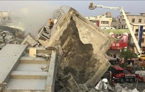 زلزله قوی برج‌های تایوان را واژگون کرد+تصاویر