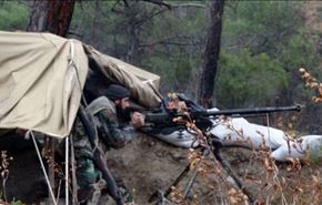 فيديو.. الجيش يبدأ عملية واسعة في بادية سوريا باتجاه الرقة