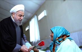 الرئيس الايراني يتفقد دارا لرعاية المسنين والمعاقين بطهران +صور
