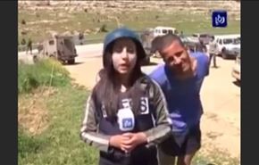 برخورد جالب خبرنگار زن فلسطینی با یک مزاحم +ویدیو