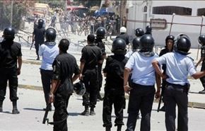 اصابة 5 شرطيين خلال محاولة اقتحام مقر الحكومة التونسية