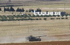 سقوط قذائف على بلدة تركية من الحدود السورية وتركيا ترد