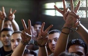 الفلسطينيون يحيون يوم الاسير بوعود باطلاق الاسرى بالتبادل+فيديو