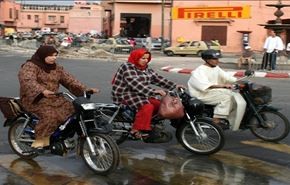 فيديو.. الدراجات النارية هي الاكثر استخداماً للنساء في مراكش