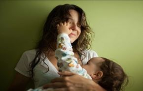 هل معدلات الرضاعة الطبيعية في خطر؟ اليك تقريرا دوليا