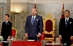 بالصور.. شبيه جديد لملك المغرب!
