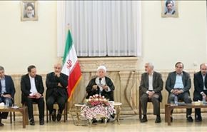 رفسنجاني: الصناعات الصاروخية الإيرانية دفاعية بإمتياز