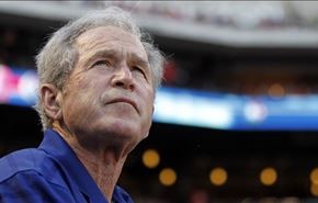 بوش الابن يتراجع عن تعهده ويعود لممارسة السياسة!