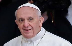 بالفيديو... محاولة عض يد البابا فرنسيس امام جمع كبير