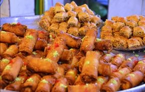 تصاویری از شیرینی های خوشمزه لبنانی برای افطار