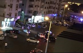 فيديو .. انتحاري يفجر نفسه قرب القنصلية الاميركية في جدة