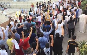 آلاف البحرينيين امام منزل آية الله قاسم لمنع اعتقاله
