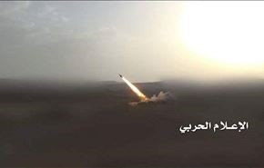 اطلاق ثاني صاروخ باليستي على معسكر رجلاء السعودي