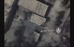 فيديو؛ ضربات جوية مكثفة ضد مواقع المسلحين داخل الكليات في حلب