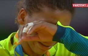 فيديو.. ما الذي أبكى سمراء البرازيل في اولمبياد ريو 2016