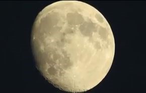 مدهش: شاهد ادق تفاصيل القمر بهذه الكاميرا الخارقة!!
