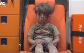 فیلم و تصاویر کودک سوری که جهان را به گریه انداخت