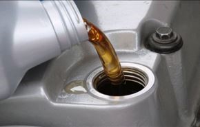 هذا ما عليك فعله عند وضع الوقود الخطأ في سيارتك