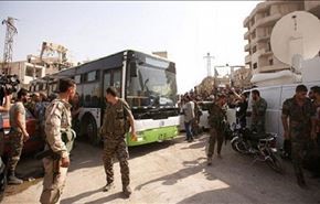 وزير الدفاع السوري يتفقد داريا والمسلحون وصلوا إلى إدلب