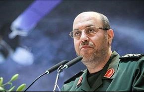 وزیر الدفاع : ایران تحمل رسالة السلام والمودة الی العالم