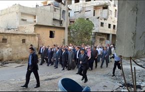 متجولا في داريا.. الأسد: سنسترد كل المناطق من الإرهابيين+فيديو