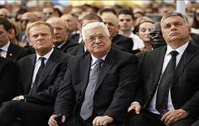 بماذا وصفت مسنة فلسطينية مشاركة عباس بجنازة بيريز؟