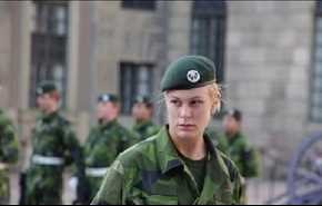 صحيفة تكشف سبب تجنيد السويد للنساء في الجيش؟!