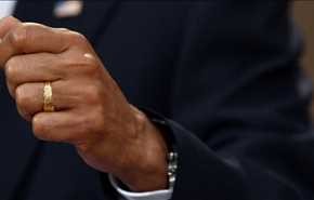 حرکت عجیب اوباما قبل از دست دادن با مردم+ویدیو