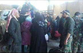 خروج أكثر من 150 مدنيا من أحياء شرقي حلب