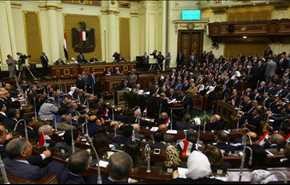 نواب مصريون:إغلاق السفارة القطرية وطرد سفيرها من القاهرة