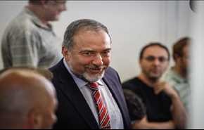 اعتراف إسرائيلي نادر.. ليبرمان: نضرب في سوريا وهدفنا هو..