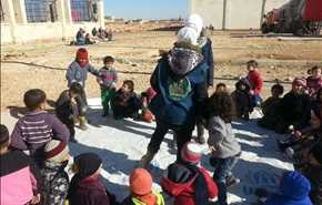 بالصور..جمعيات تقدم الدعم النفسي للأطفال الذين كانوا محاصرين في أحياء حلب الشرقية