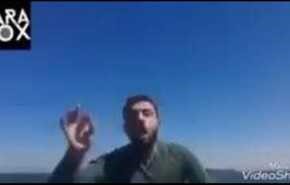 شاهد بالفيديو. ارهابي من حلب ينقلب على قيادته المسلحة وعلى آل سعود  !!!
