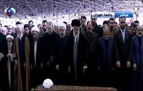 اقامه نماز رهبری بر پیکر آیت الله رفسنجانی +ویدیو