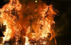 مراسم جدال اسب با آتش +عکس