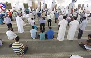 بالفيديو: النظام البحريني يمنع اقامة اكبر صلاة الجمعة في الدراز