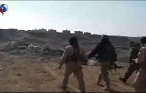 أول فيديو لاستكمال الجيش السوري وحلفائه عملياتهم بدير الزور