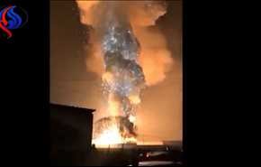 شاهد..لحظة وقوع انفجار هائل بمصنع للكيماويات في الصين
