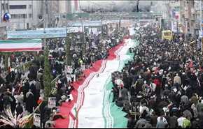 بالفيديو .. مسيرات مليونية في أنحاء ايران بذكرى انتصار الثورة الاسلامية