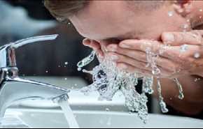 مهم لمن يحبون بشرة وجوههم..خطآن يرتكبهما 