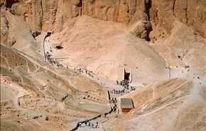بالصور..وادي الملوك الفرعوني بالبر الغربي لمدينة الأقصر في مصر