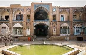بالصور...الأبنية الاثرية في سوق مدينة كاشان الإيرانية