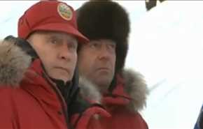 ویدیو؛ تیپ متفاوت پوتین در قطب شمال!