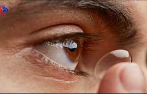 تقرير: العدسات اللاصقة تسبب العمى بعد 10 سنوات من استخدامها
