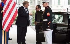 بالصور... طريقة القاء تحية السيسي لترامب تشعل مواقع التواصل