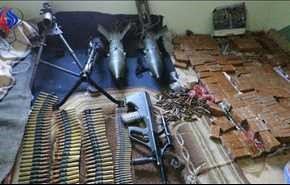 الأجهزة الأمنية واللجان الشعبية اليمنية تضبط كمية من الأسلحة والذخائر بعمران